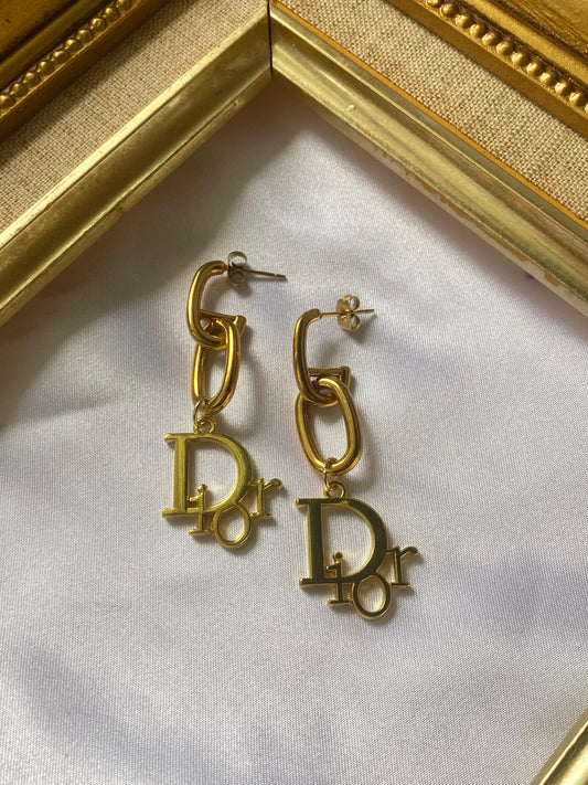 The Dior Link Earrings